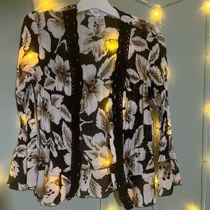 Selling Vintage Floral Button Up